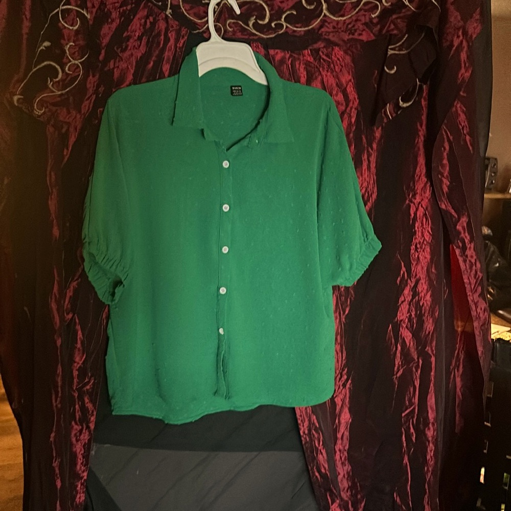 Cute women's size large SHEIN brand very soft material, very pretty color!